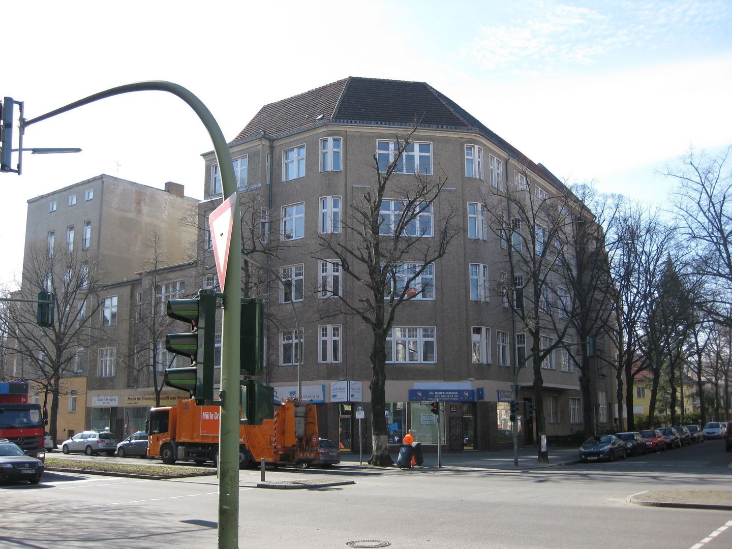 Brandenburgische Straße 46, 10707 Berlin, Becker + Hofstätter, Projektsteuerung und Controlling GmbH & Co. KG: modern von Becker + Hofstätter, Projektsteuerung und Controlling GmbH & Co. KG,Modern