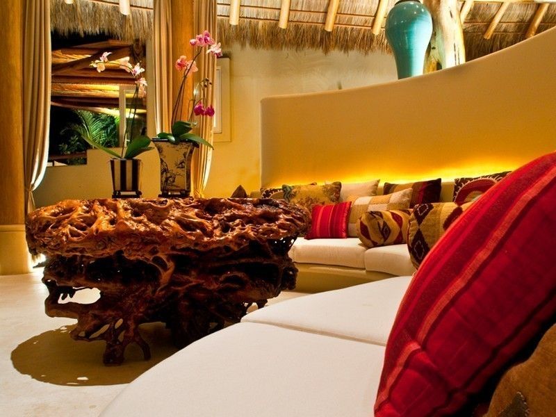 Casa Koi BR ARQUITECTOS Salones tropicales Accesorios y decoración