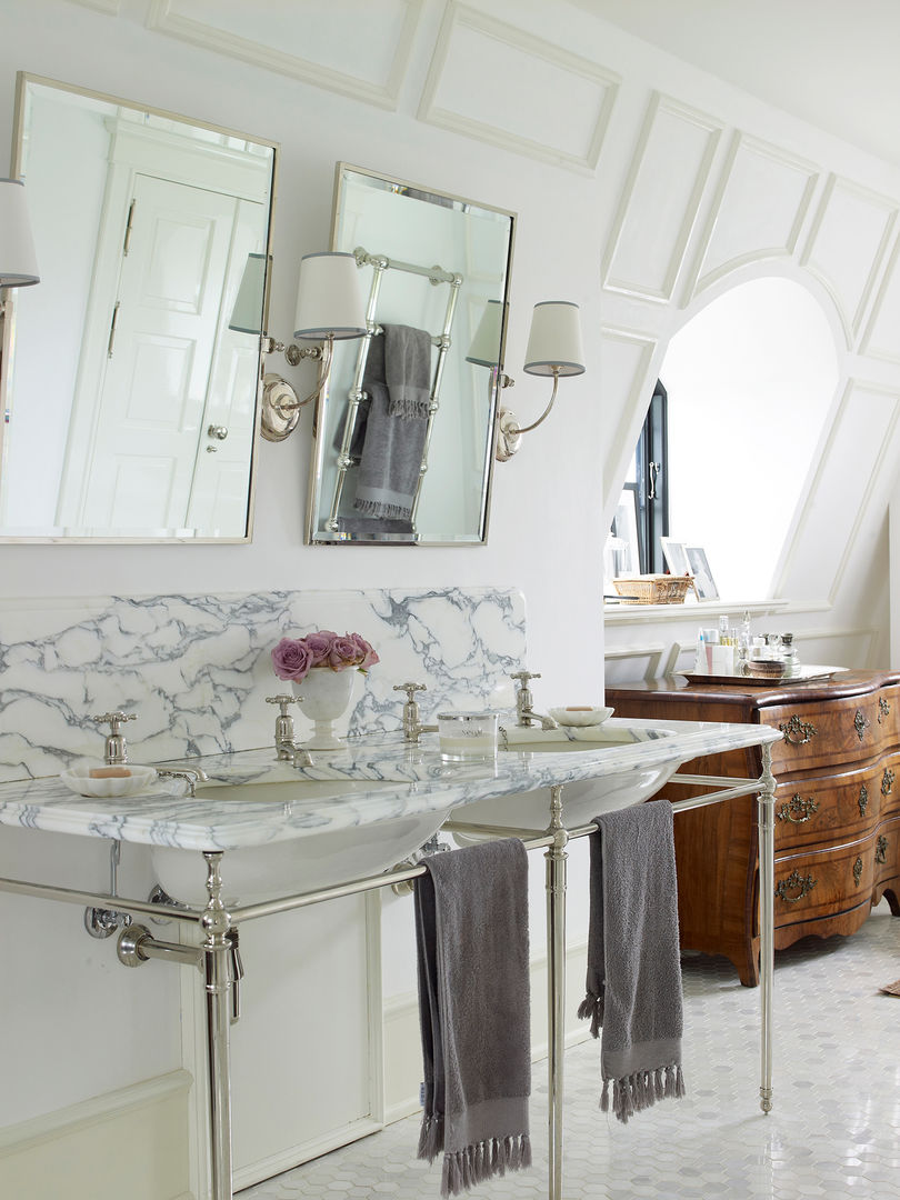 Drummonds Case Study: European Retreat, Denmark homify Scandinavian style bathroom Sinks