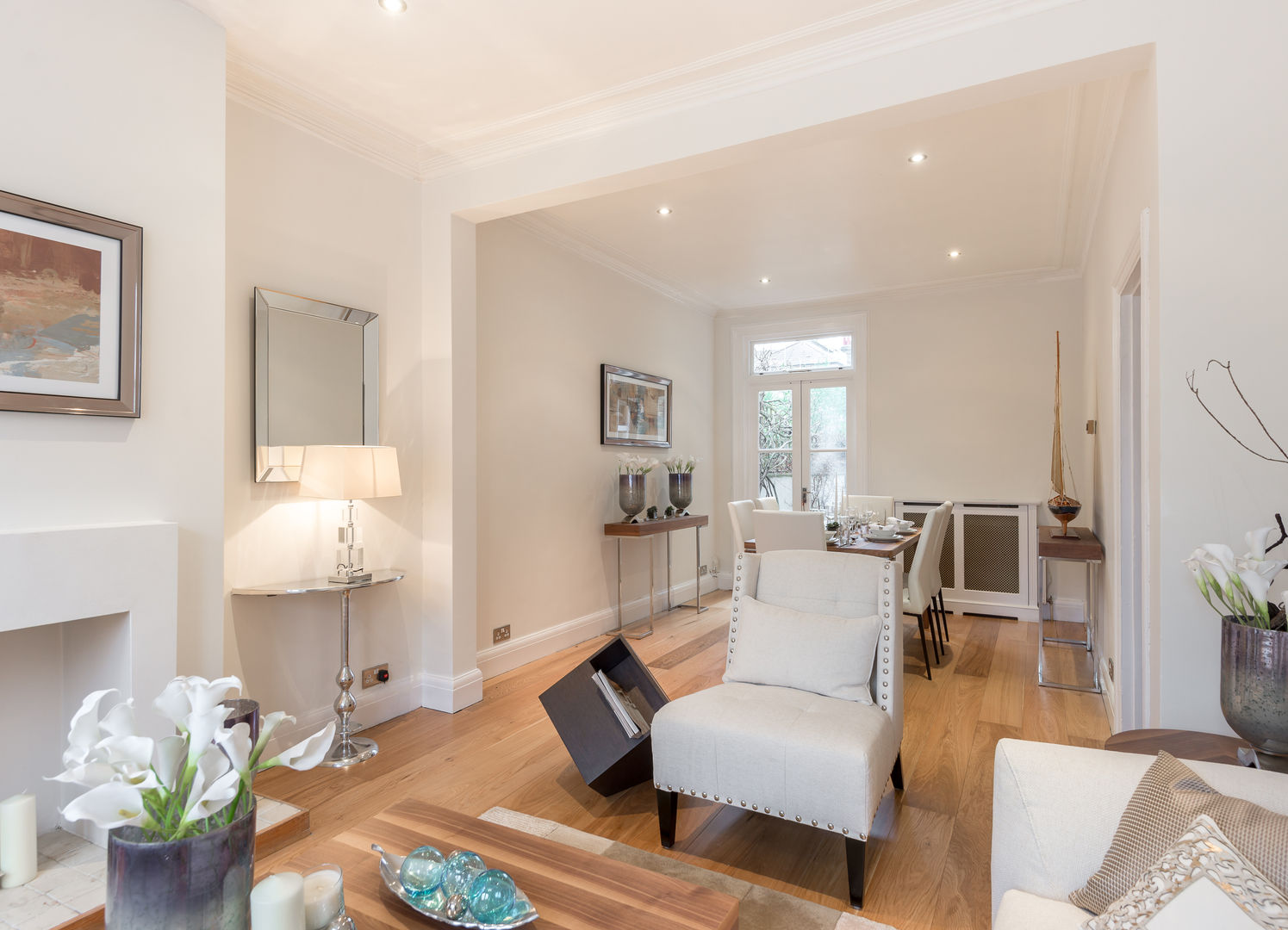 Living room In:Style Direct Salas de estilo minimalista