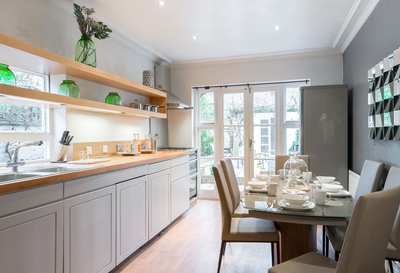 Dining room 2 In:Style Direct Minimalist dining room