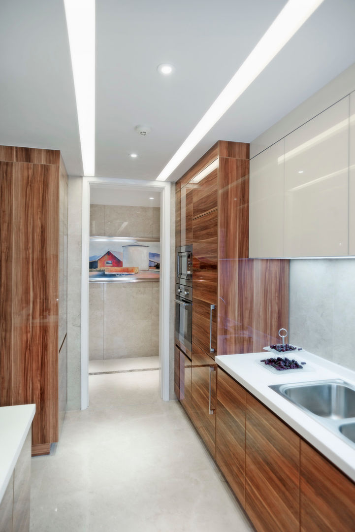 Metropolitan Heights | High-End Apartment by London homify Modern Kitchen