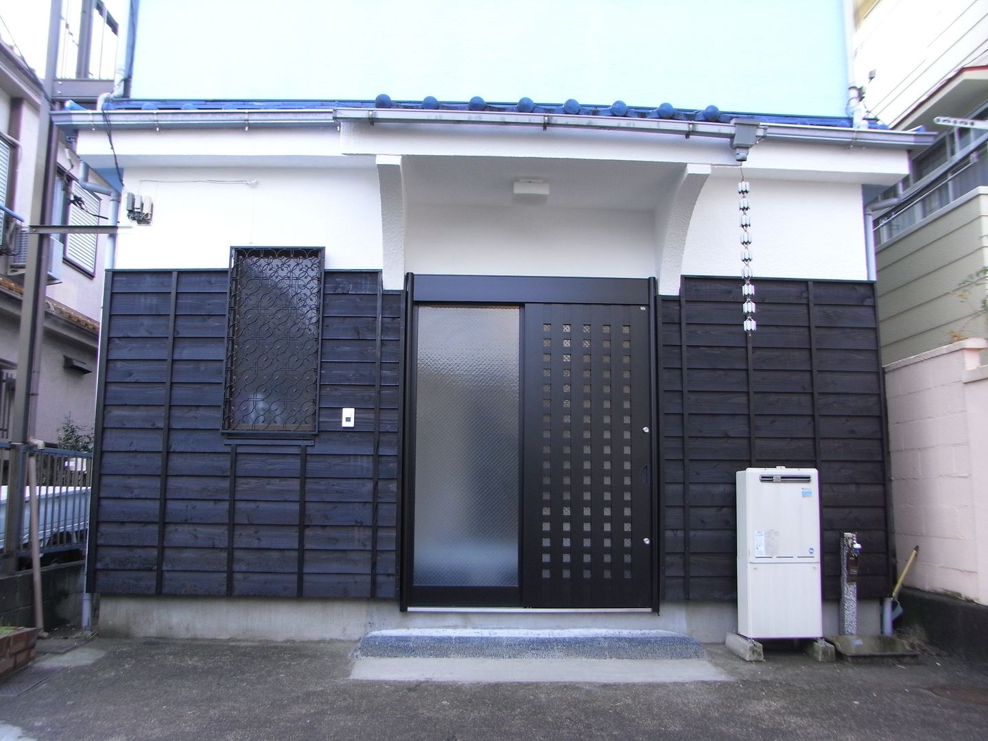 modern door SOCO2 / そこそこ, Modern