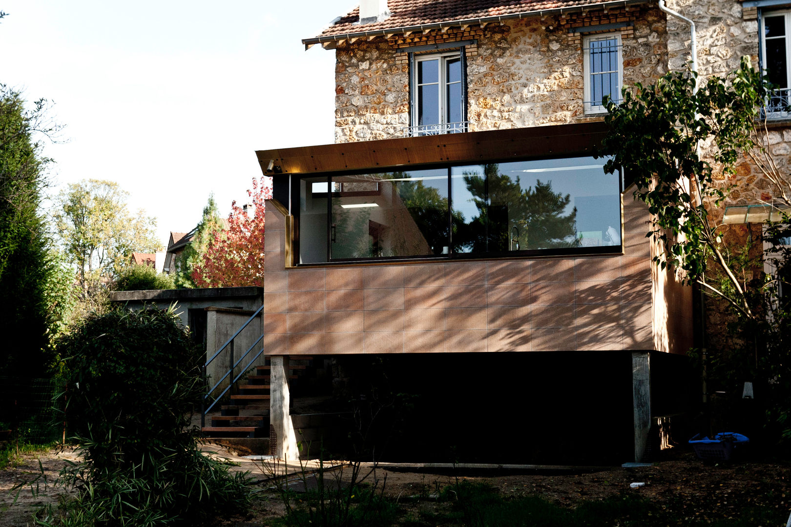 Extension bioclimatique d'une maison individuelle, Ket-Chup Ket-Chup Casas de estilo minimalista