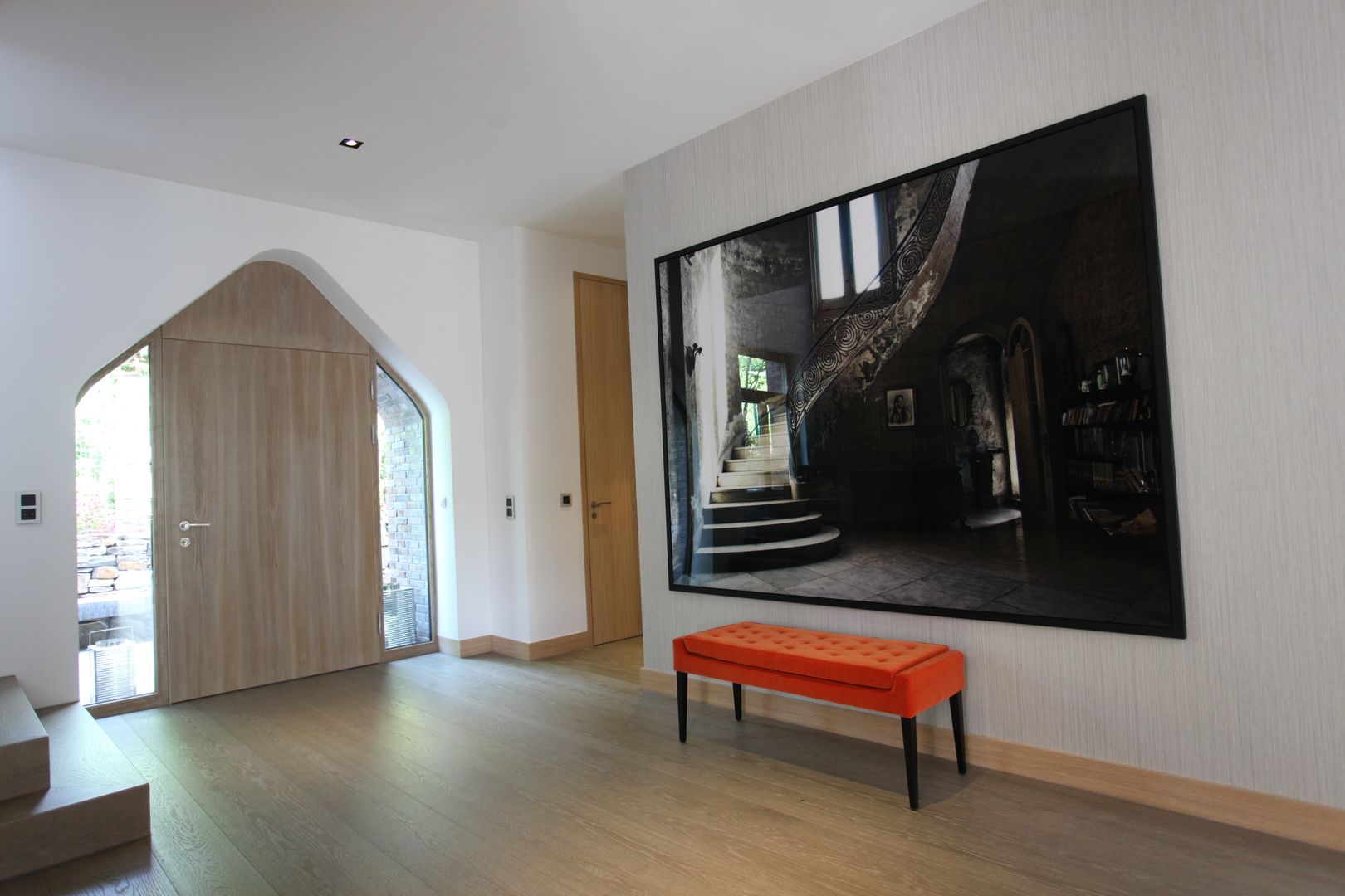 Modernes Haus mit klassischer Klinkerfassade, Neugebauer Architekten BDA Neugebauer Architekten BDA Modern Corridor, Hallway and Staircase