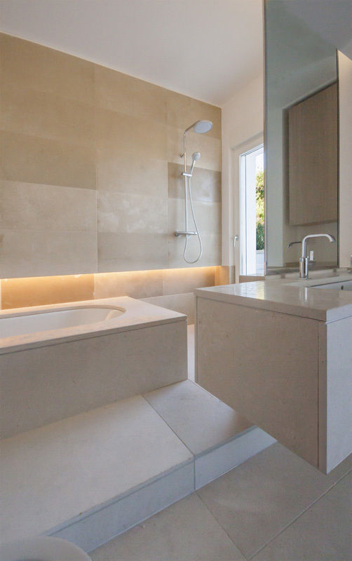 Villa Ciano, Sebastiano Canzano Architects Sebastiano Canzano Architects Modern Bathroom