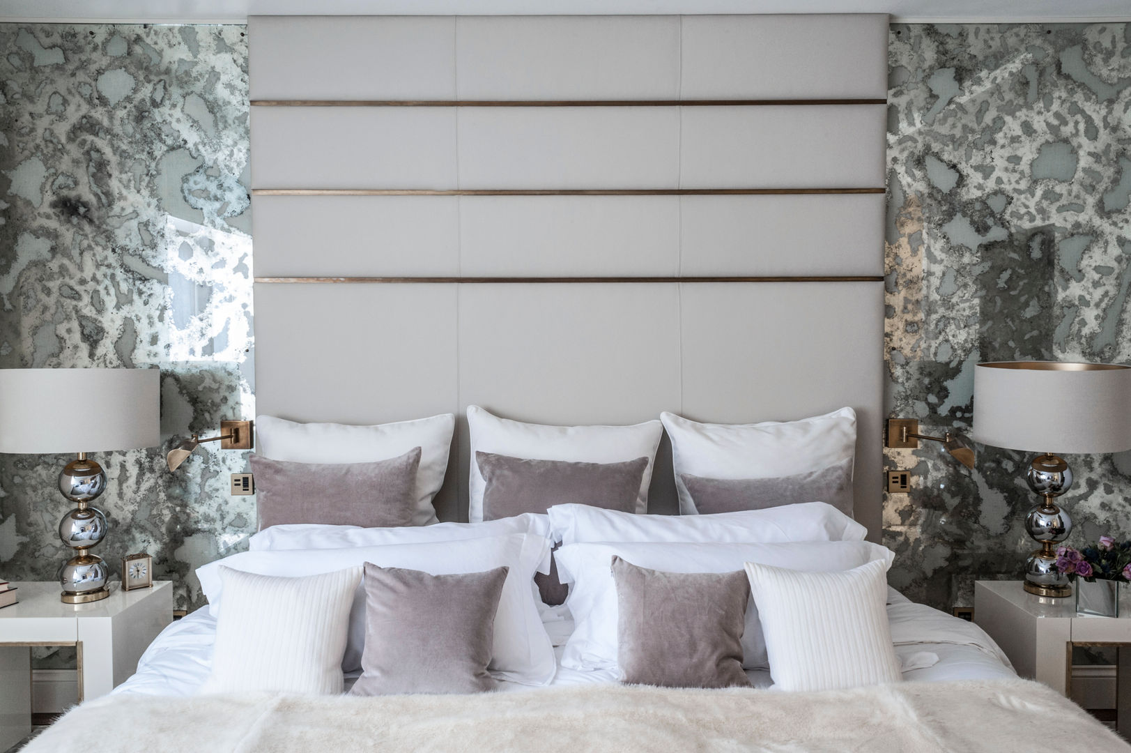 Mottled Fabric Backed Mirror Glass Rupert Bevan Ltd Phòng ngủ phong cách chiết trung Beds & headboards