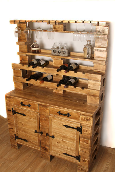Wine cabinet homify Ruang Makan Gaya Rustic Dressers & sideboards