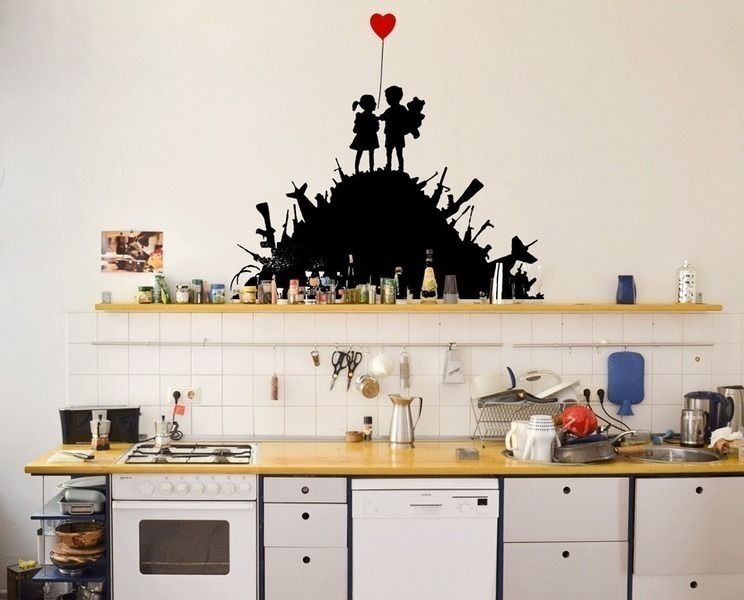 BANKSY STREETART: coole Wandsticker, Urban ART Berlin Urban ART Berlin Kitchen