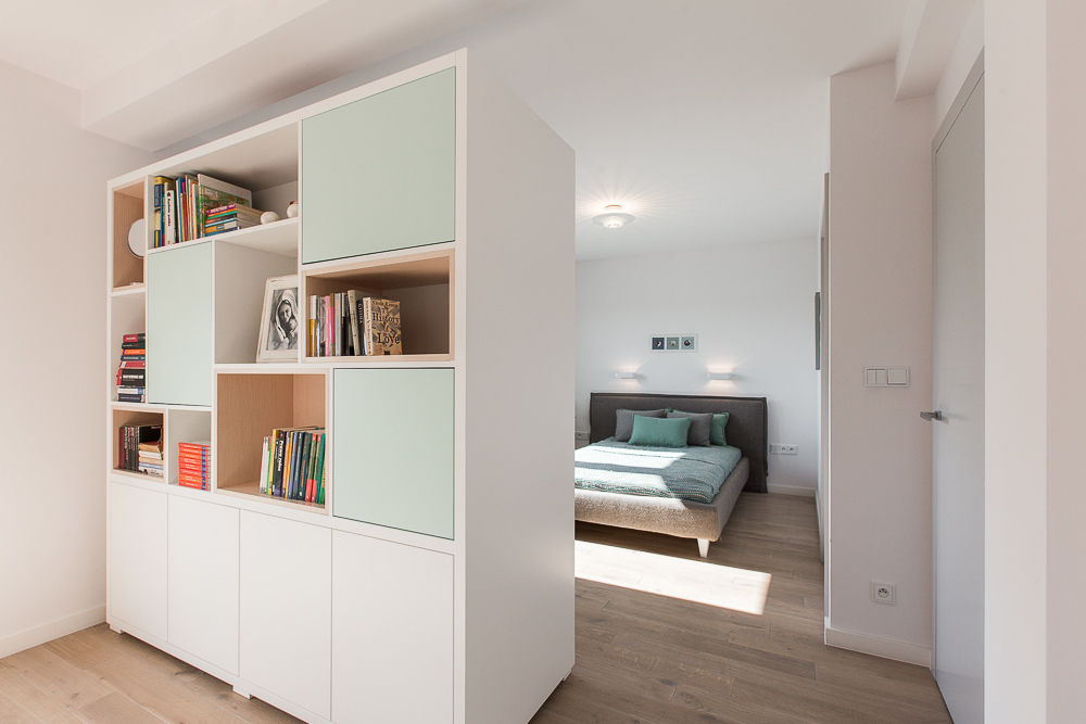 miniszyk, unikat:lab unikat:lab Dormitorios minimalistas Placares y cómodas