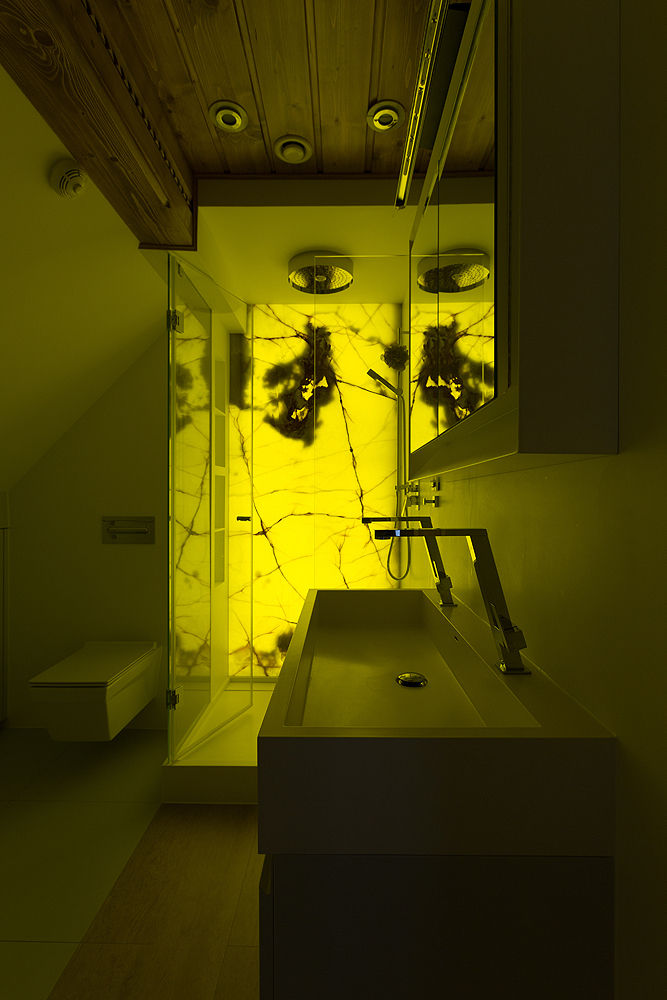 logs+3, unikat:lab unikat:lab Salle de bain moderne