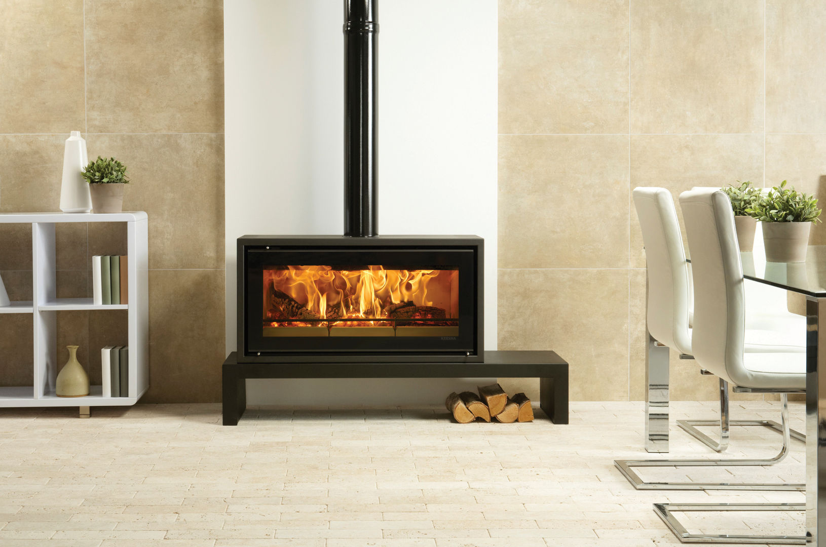 Riva Studio 2 Freestanding Stovax Heating Group Salones de estilo moderno Chimeneas y accesorios