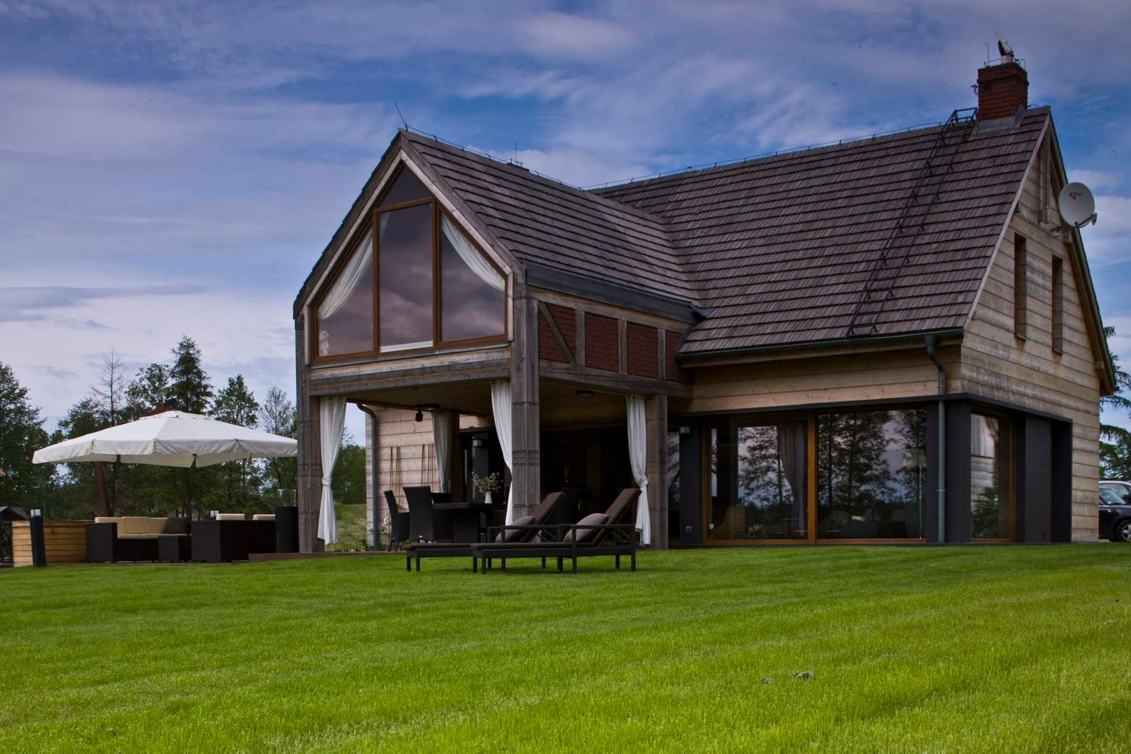 Nowy Dom Mazurski nad jeziorem, CUBICPROJEKT CUBICPROJEKT Casas rurales