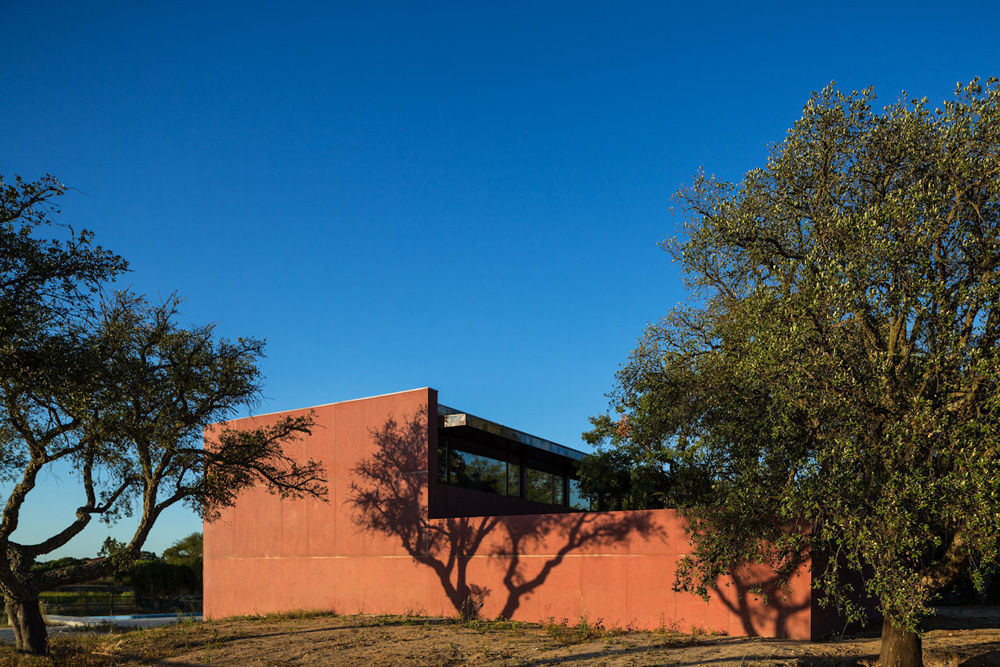 Three Courtyards House, Miguel Marcelino, Arq. Lda. Miguel Marcelino, Arq. Lda. 모던스타일 주택