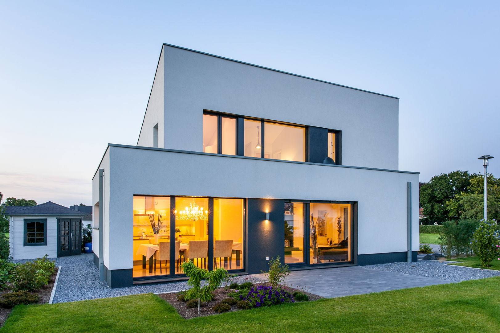 Haus E - Passivhaus des Jahres 2012 (im Auftrag Sommer Passivhaus GmbH), Architektur Jansen Architektur Jansen ミニマルな 家