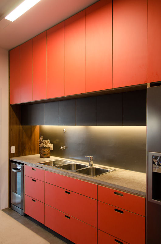 Apartamento em Perdizes, Vereda Arquitetos Vereda Arquitetos Kitchen units