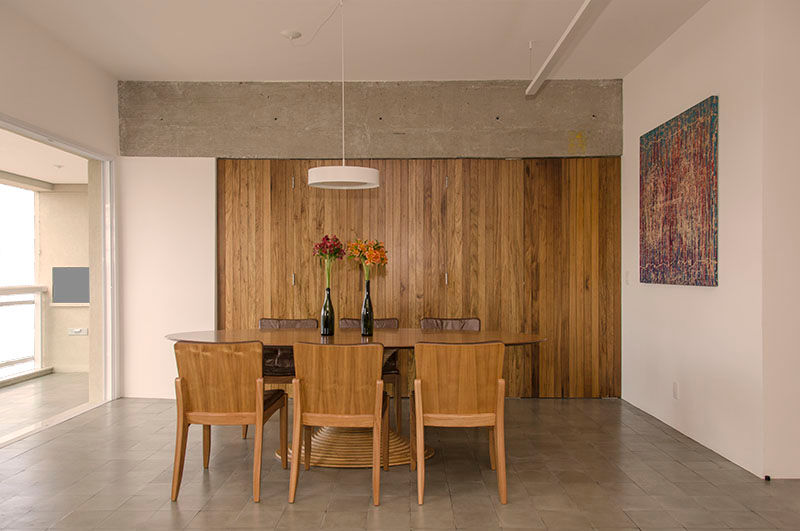 Apartamento em Perdizes, Vereda Arquitetos Vereda Arquitetos モダンデザインの ダイニング