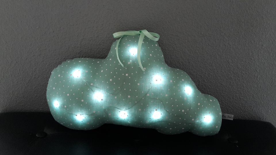 la veilleuse nuage, Les petits titous Les petits titous Nursery/kid’s room Cotton Red Lighting