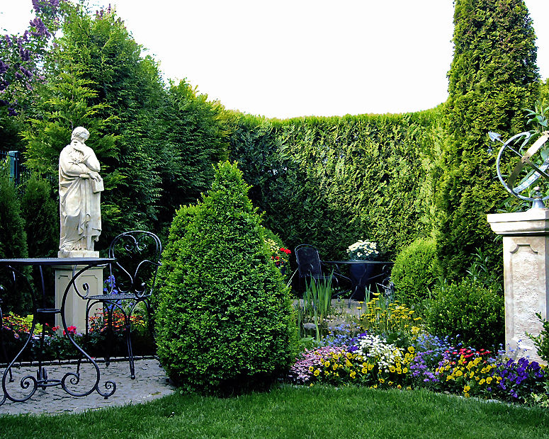 Kundenstory: Skulpturen als Blickfang, Werner Klopfleisch OHG Werner Klopfleisch OHG Klassischer Garten