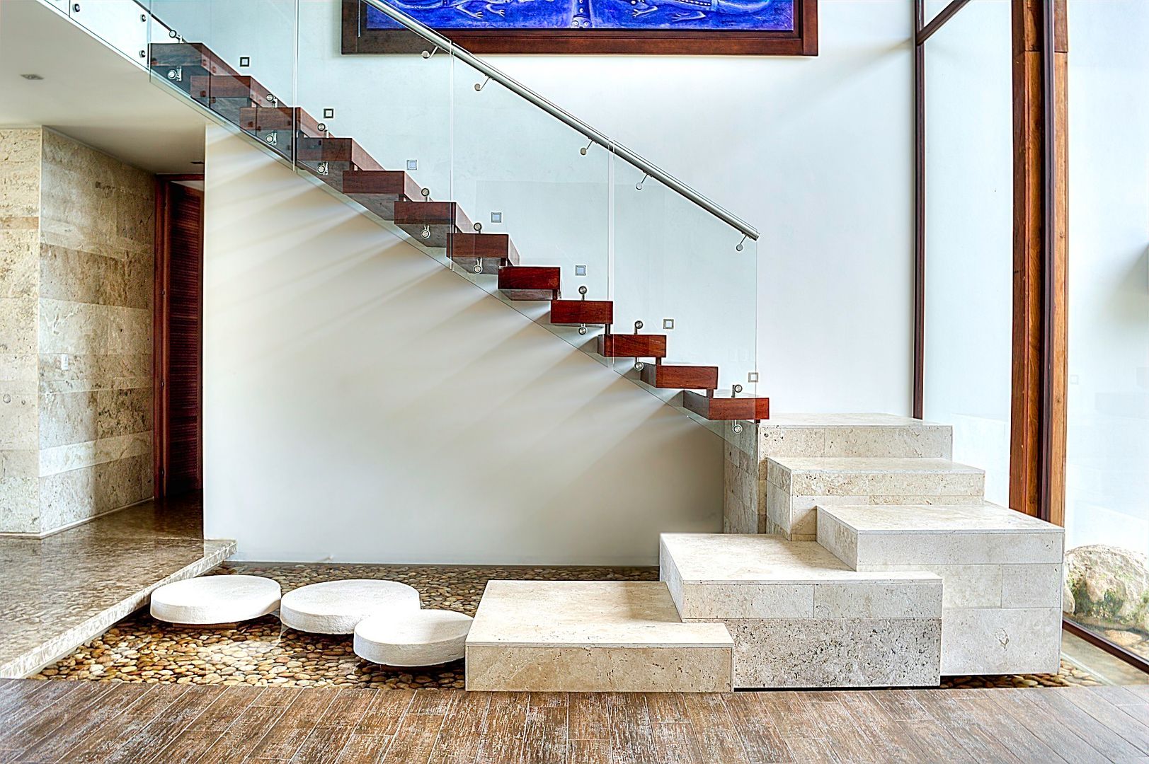 CASA JT, Ancona + Ancona Arquitectos Ancona + Ancona Arquitectos Tropical style corridor, hallway & stairs