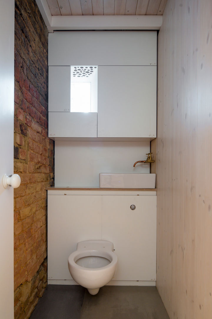 House of Trace, TSURUTA ARCHITECTS TSURUTA ARCHITECTS Minimalist style bathroom