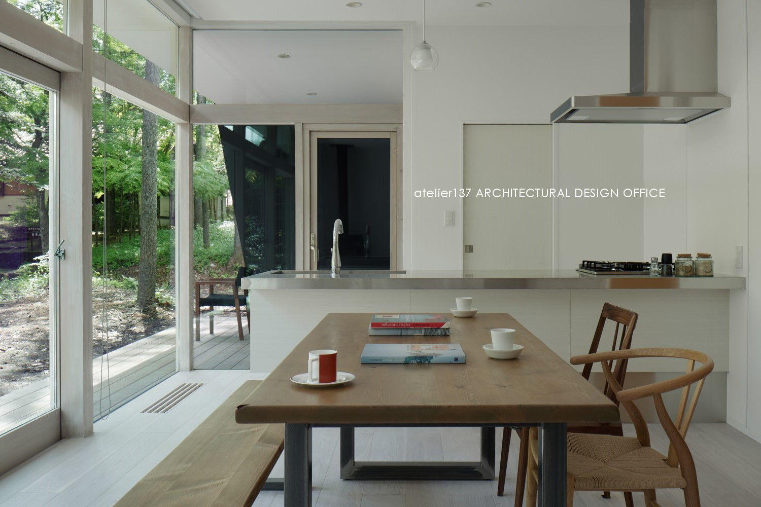 036軽井沢Kさんの家, atelier137 ARCHITECTURAL DESIGN OFFICE atelier137 ARCHITECTURAL DESIGN OFFICE Cocinas modernas