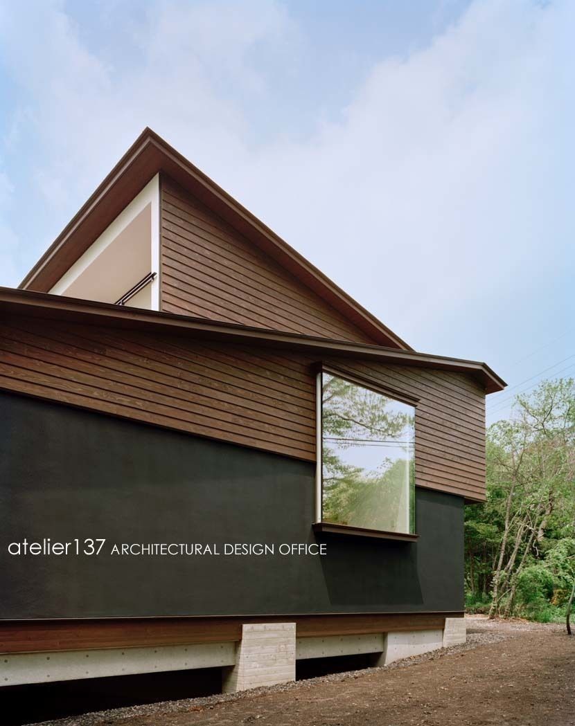 015軽井沢Tさんの家, atelier137 ARCHITECTURAL DESIGN OFFICE atelier137 ARCHITECTURAL DESIGN OFFICE บ้านและที่อยู่อาศัย ไม้ Wood effect