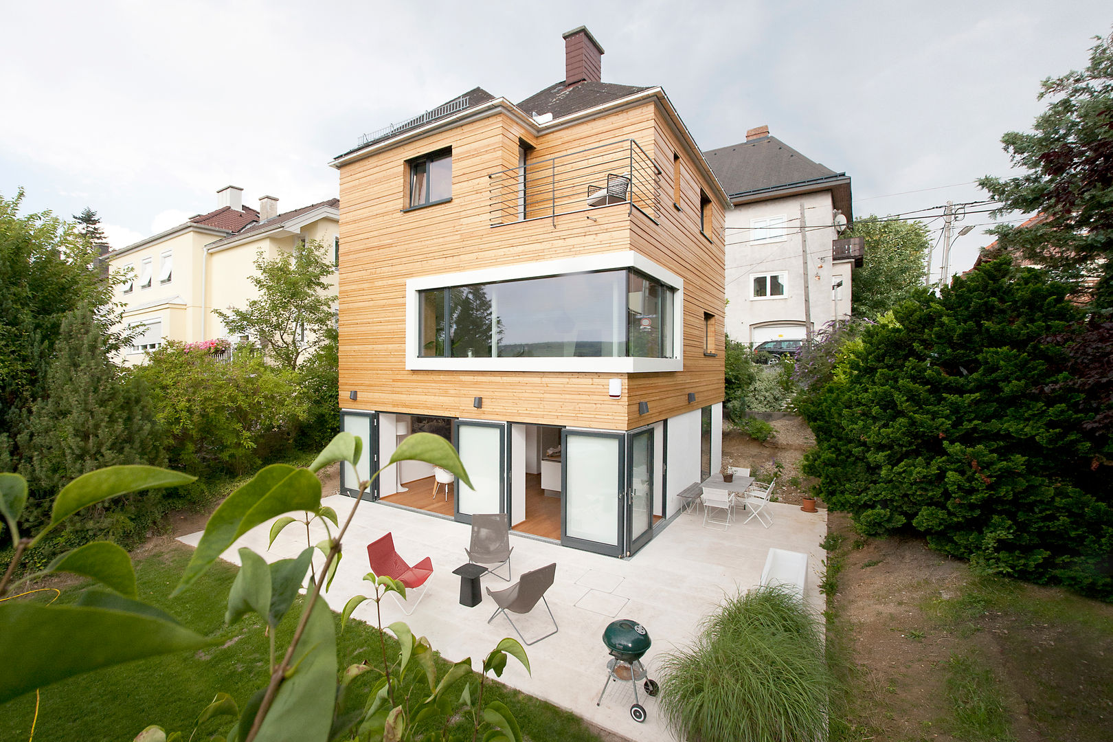Loft im Grün - Umbau in Perchtoldsdorf, Franz&Sue Franz&Sue 現代房屋設計點子、靈感 & 圖片