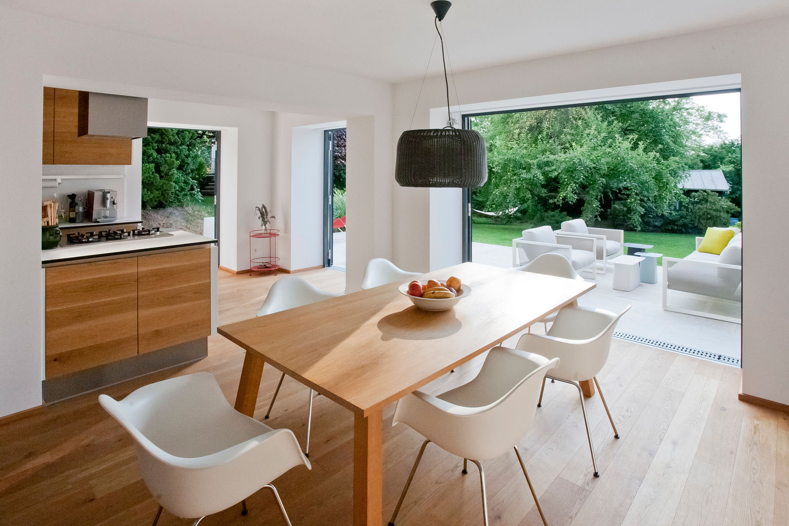 Loft im Grün - Umbau in Perchtoldsdorf, Franz&Sue Franz&Sue Salas de jantar modernas