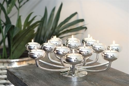 Shortlight Candle Holder Ziggiziggi غرفة السفرة ديكورات واكسسوارات