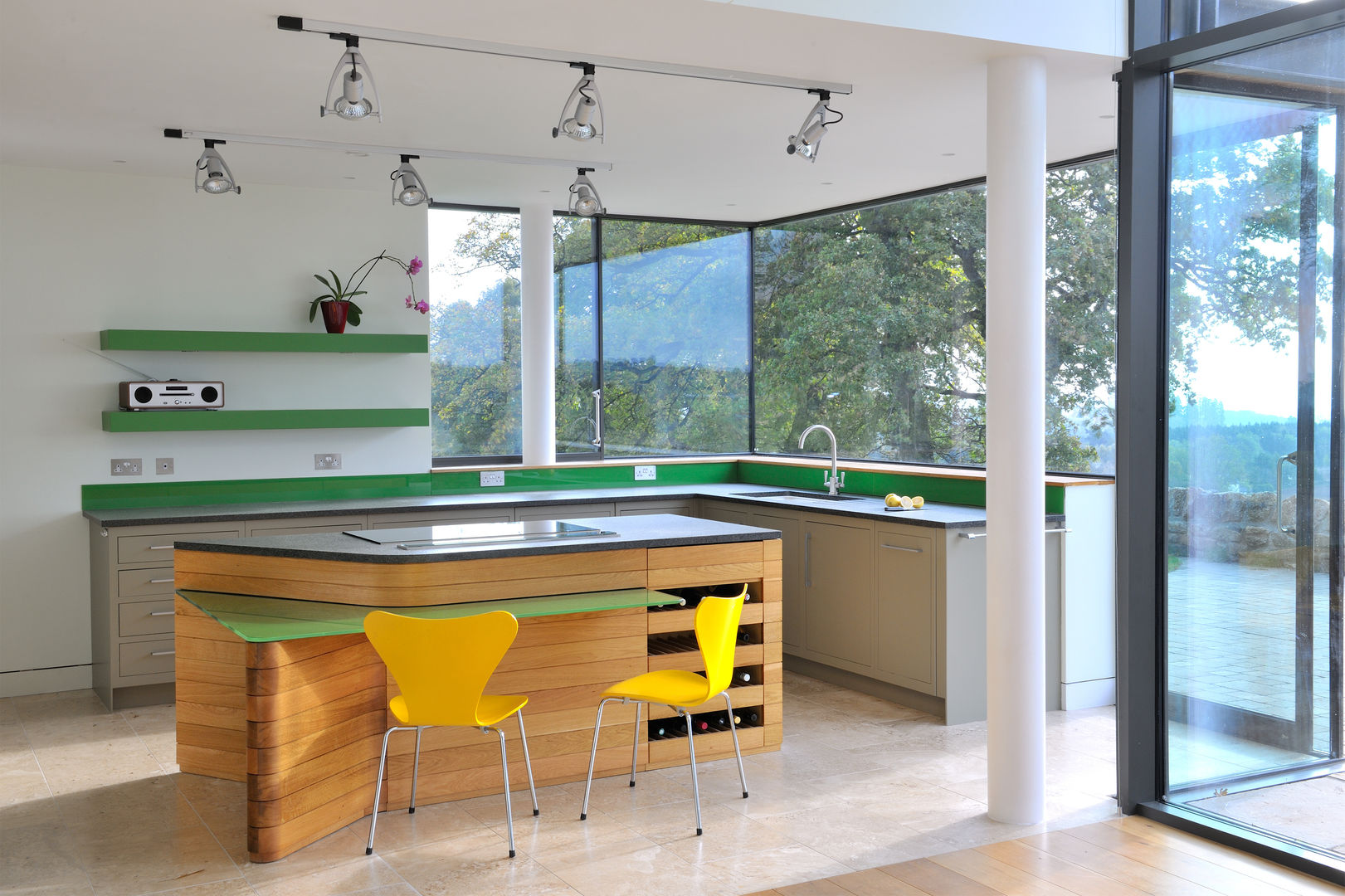 Carreg a Gwydr, Hall + Bednarczyk Architects Hall + Bednarczyk Architects Modern kitchen