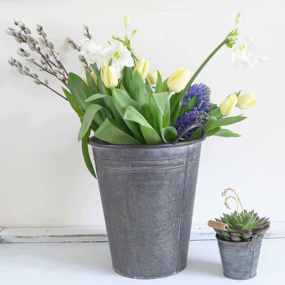 Zinc Metal Florist Bucket Vase Lilac Coast Jardines de estilo rural Accesorios y decoración