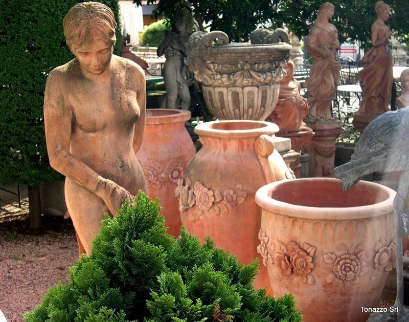 L'arte della Terracotta di Impruneta, Tonazzo Srl Tonazzo Srl حديقة ديكورات واكسسوارات