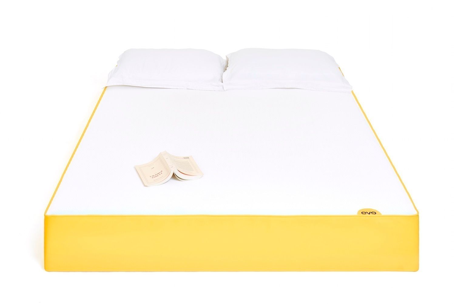 Die eve Matratze, eve sleep eve sleep Cuartos de estilo minimalista Camas y cabeceras