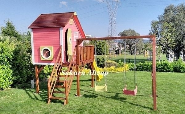 Ahşap Oyun Evi Tarçın, Sakura Ahşap Sakura Ahşap Jardines modernos: Ideas, imágenes y decoración