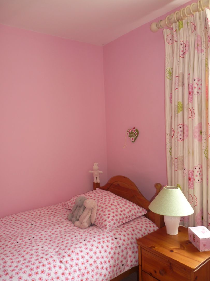 Little Girl's Bedroom Natalie Davies Interior Design Modern nursery/kids room