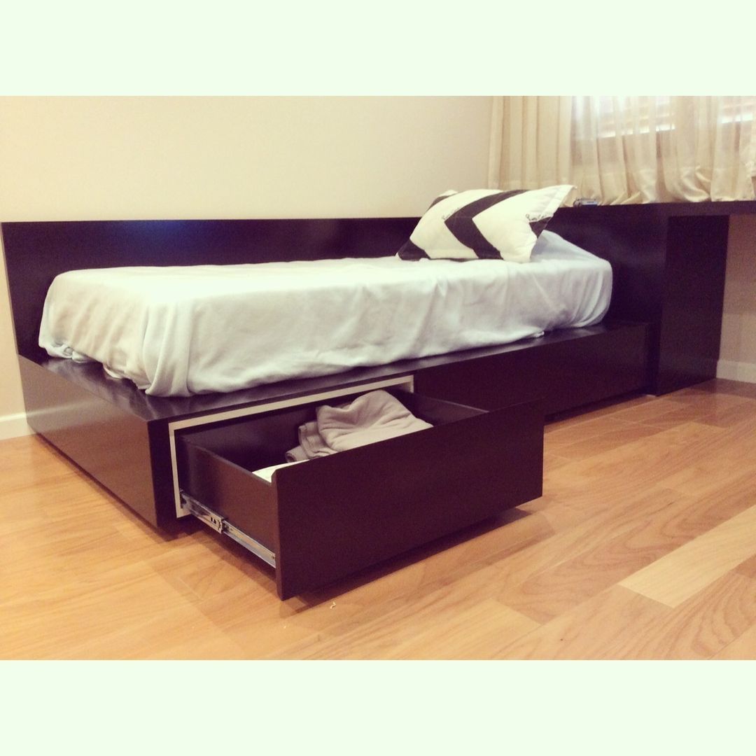 Cama Tarima homify Cuartos de estilo minimalista Camas y cabeceras