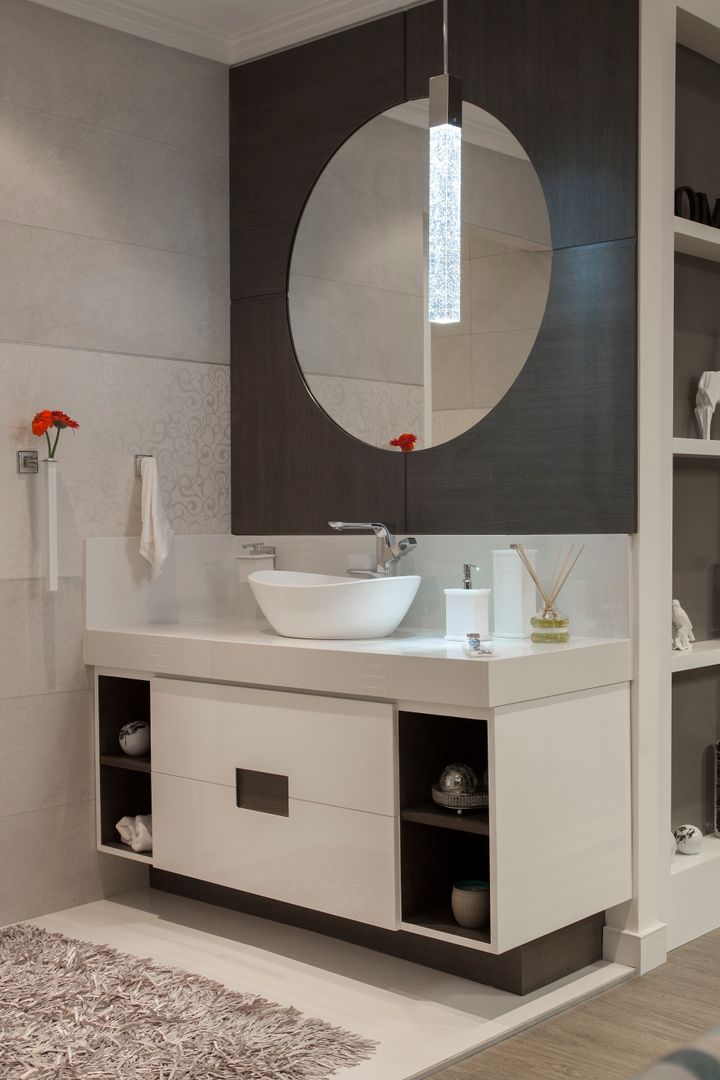 Banheiro do Loft, Adriana Fiali e Rose Corsini - FICODesign Adriana Fiali e Rose Corsini - FICODesign Modern bathroom