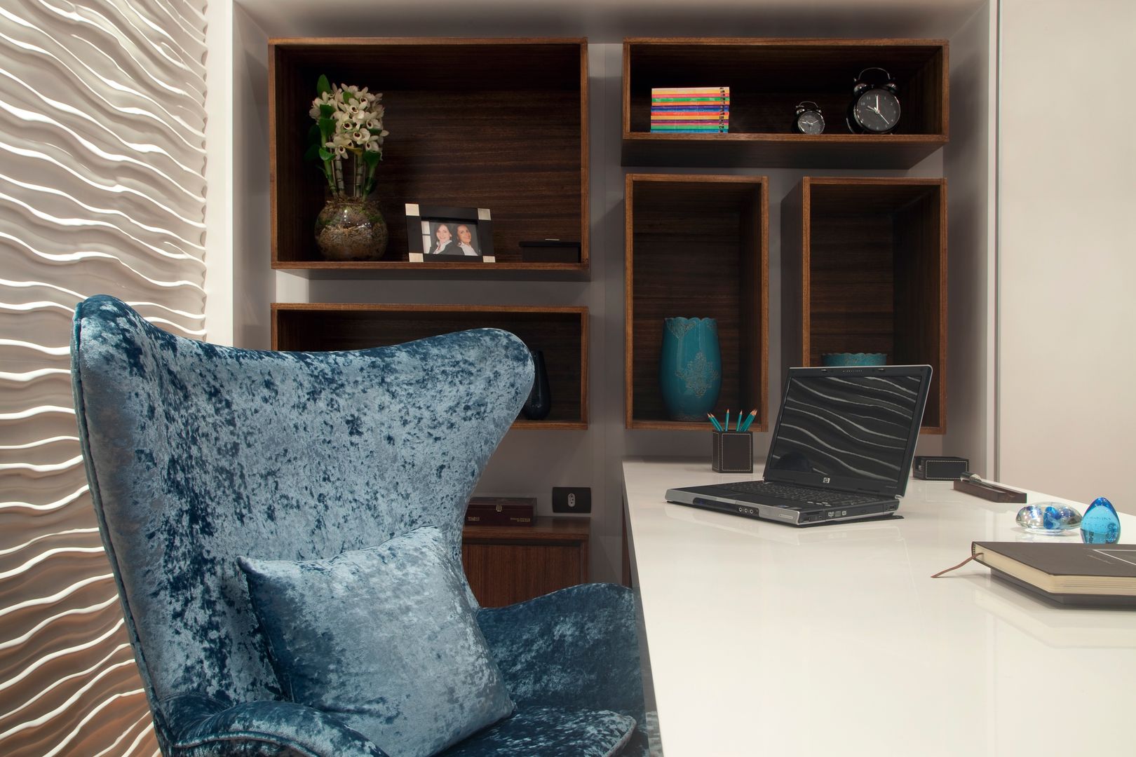 Home Office, Adriana Fiali e Rose Corsini - FICODesign Adriana Fiali e Rose Corsini - FICODesign مكتب عمل أو دراسة