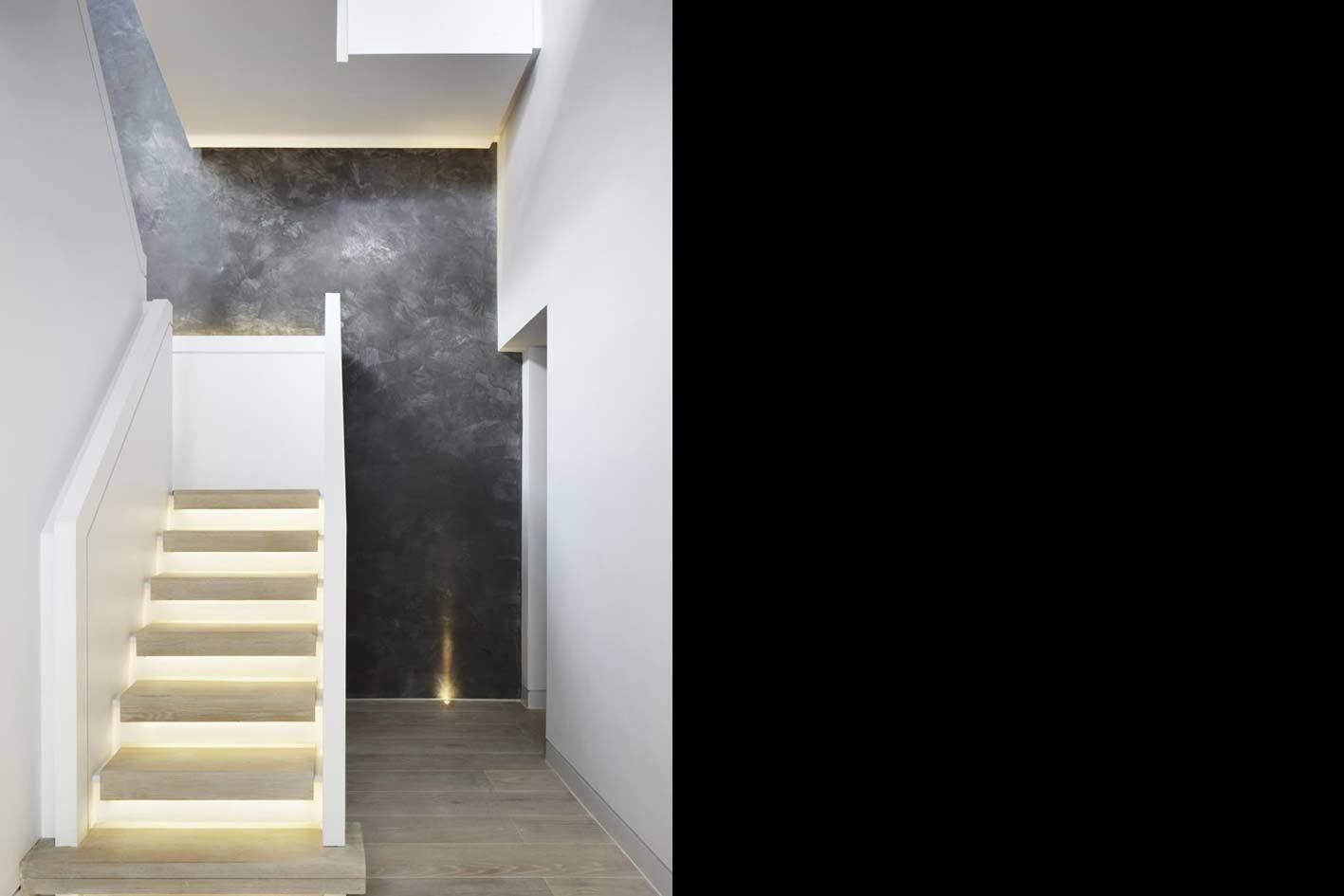 Corridor Clear Architects الممر الحديث، المدخل و الدرج