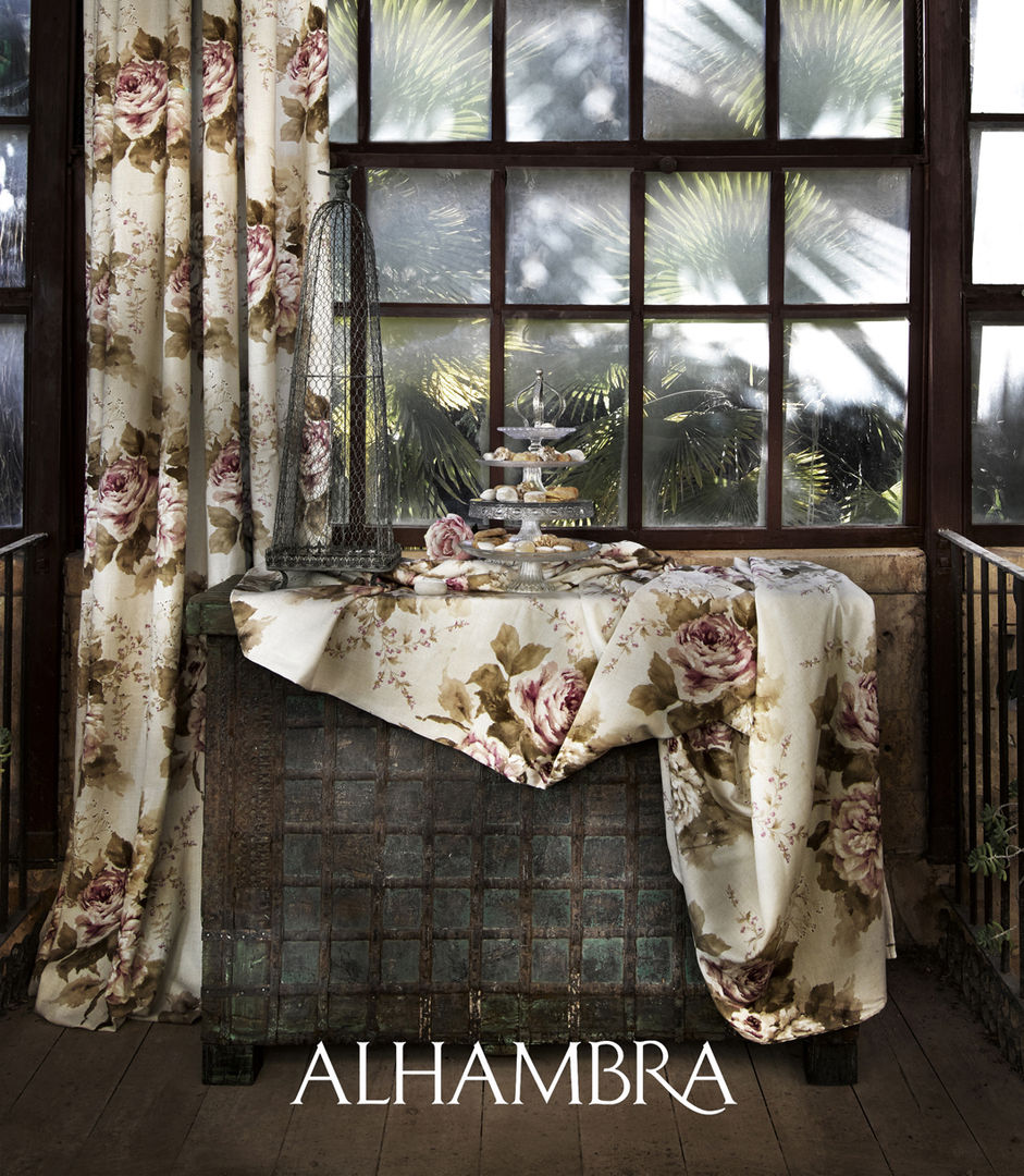 Country Garden by Alhambra homify Habitaciones de estilo mediterráneo Textiles