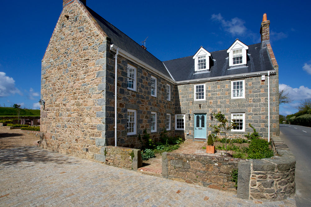 La Croisee, CCD Architects CCD Architects Rustic style houses