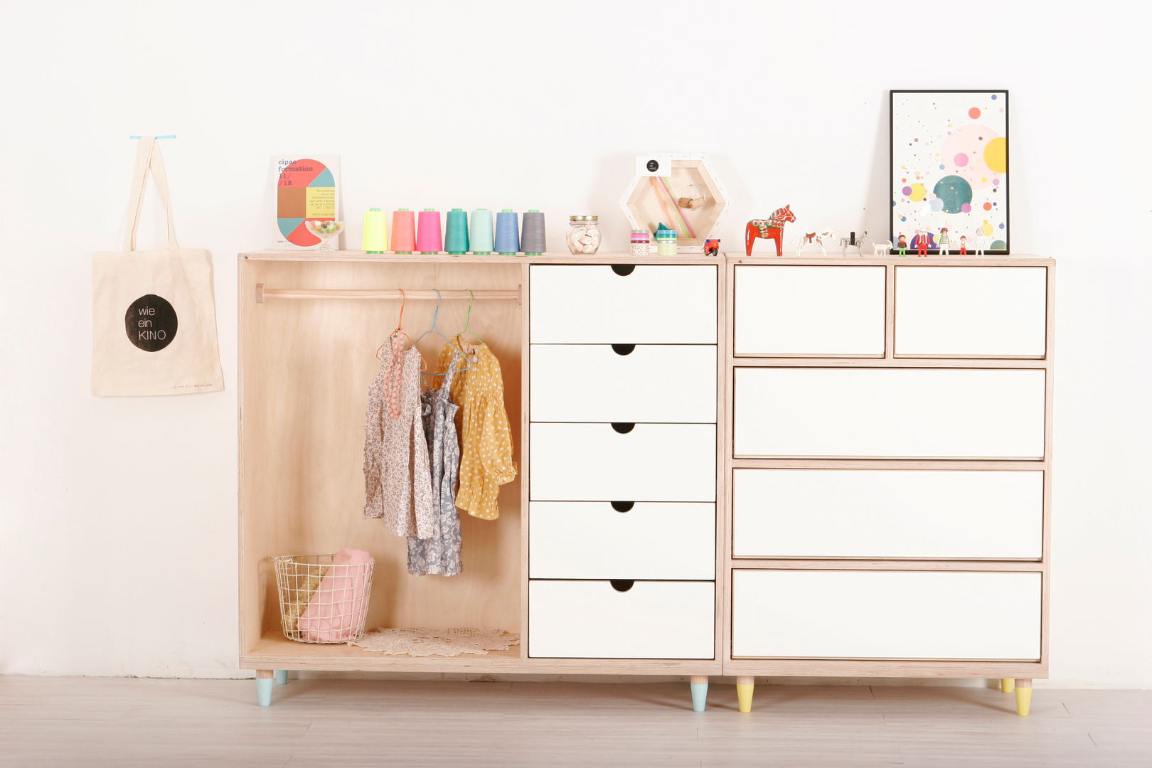 ice cream series, wie ein KINO wie ein KINO Modern Kid's Room Wardrobes & closets