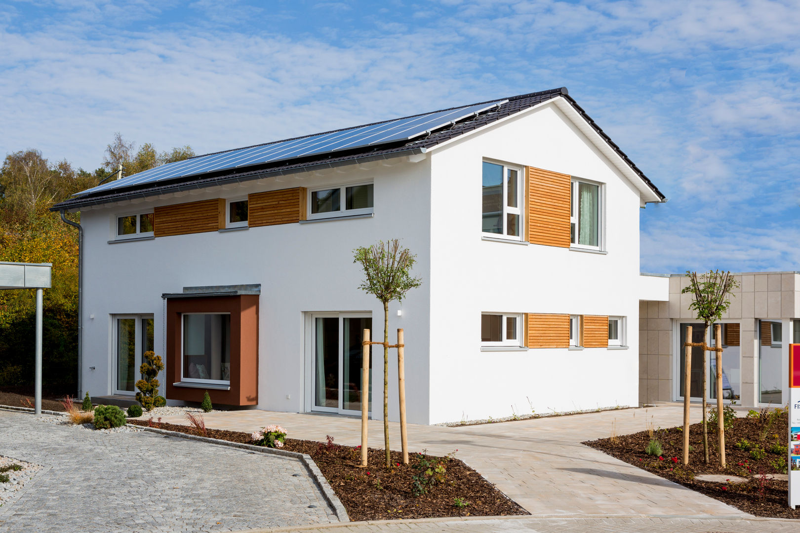 Tschüss Stromriesen - Das „La Rocca“ von Fischerhaus ist eine echte Unabhängigkeitserklärung., FischerHaus GmbH & Co. KG FischerHaus GmbH & Co. KG Modern Houses