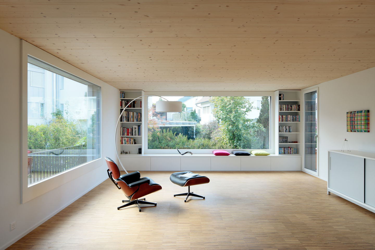 Umbau Einfamilienhaus Buonas, HKK Architekten Partner AG HKK Architekten Partner AG Modern living room