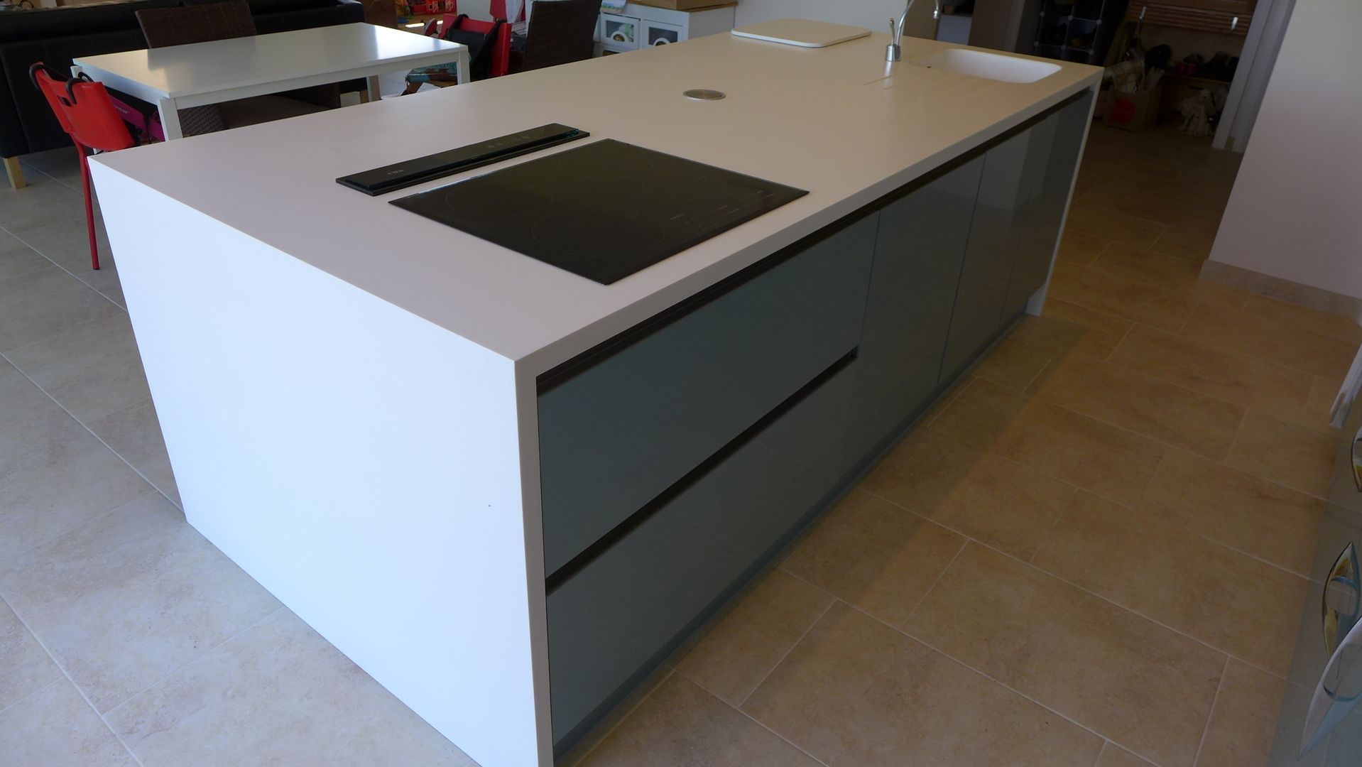 Kitchen Island Style Within Cocinas de estilo moderno large kitchen island,kitchen island,blue kitchen,gloss kitchen,integrated handle,induction hob,acrylic worktop,porcelain tile floor,boiling tap,modern kitchen,handleless kitchen