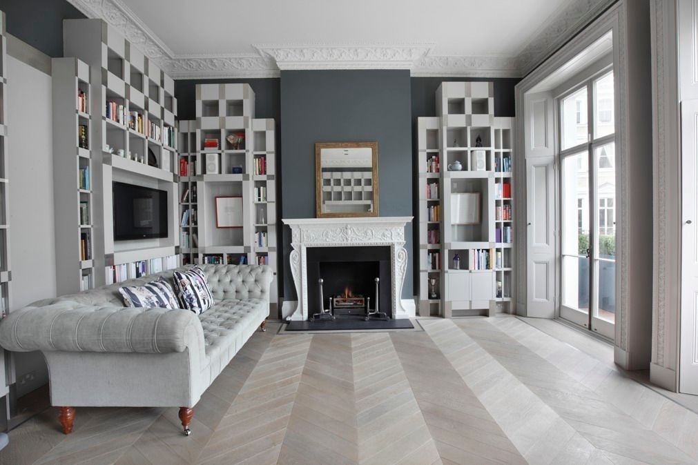 Chevron laid Ash Grey Flooring homify Salones clásicos