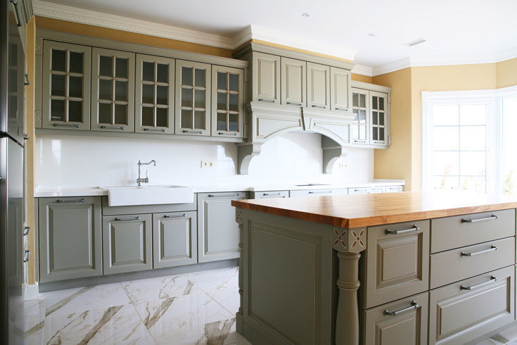 homify Classic style kitchen