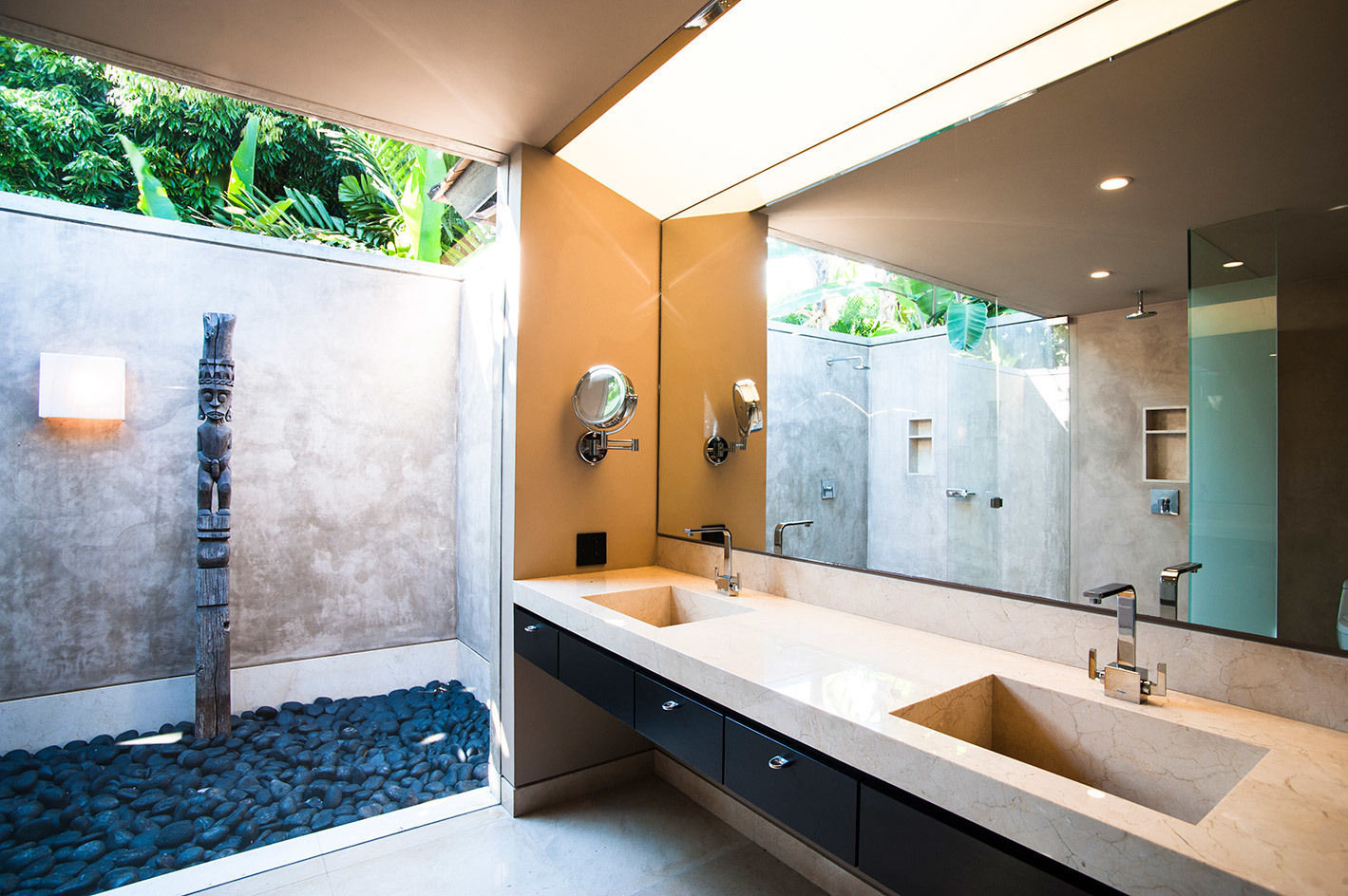 Villa Siriyana, Stone Contractors Stone Contractors 現代浴室設計點子、靈感&圖片 洗手台