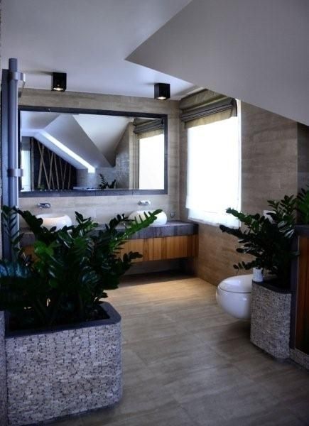 homify Tropical style bathroom